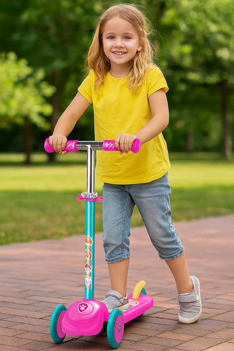 https://saicatoys.com/wp-content/uploads/2025/09/MICROSCOOTER-XXL-PAW-CHICA-1.jpg